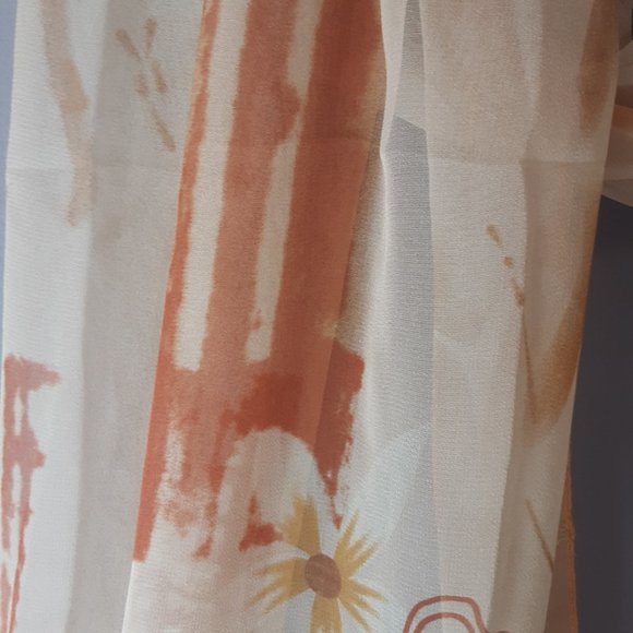 100% Silk Oblong Scarf Floral Yellow Gold Cream - Picture 8 of 12